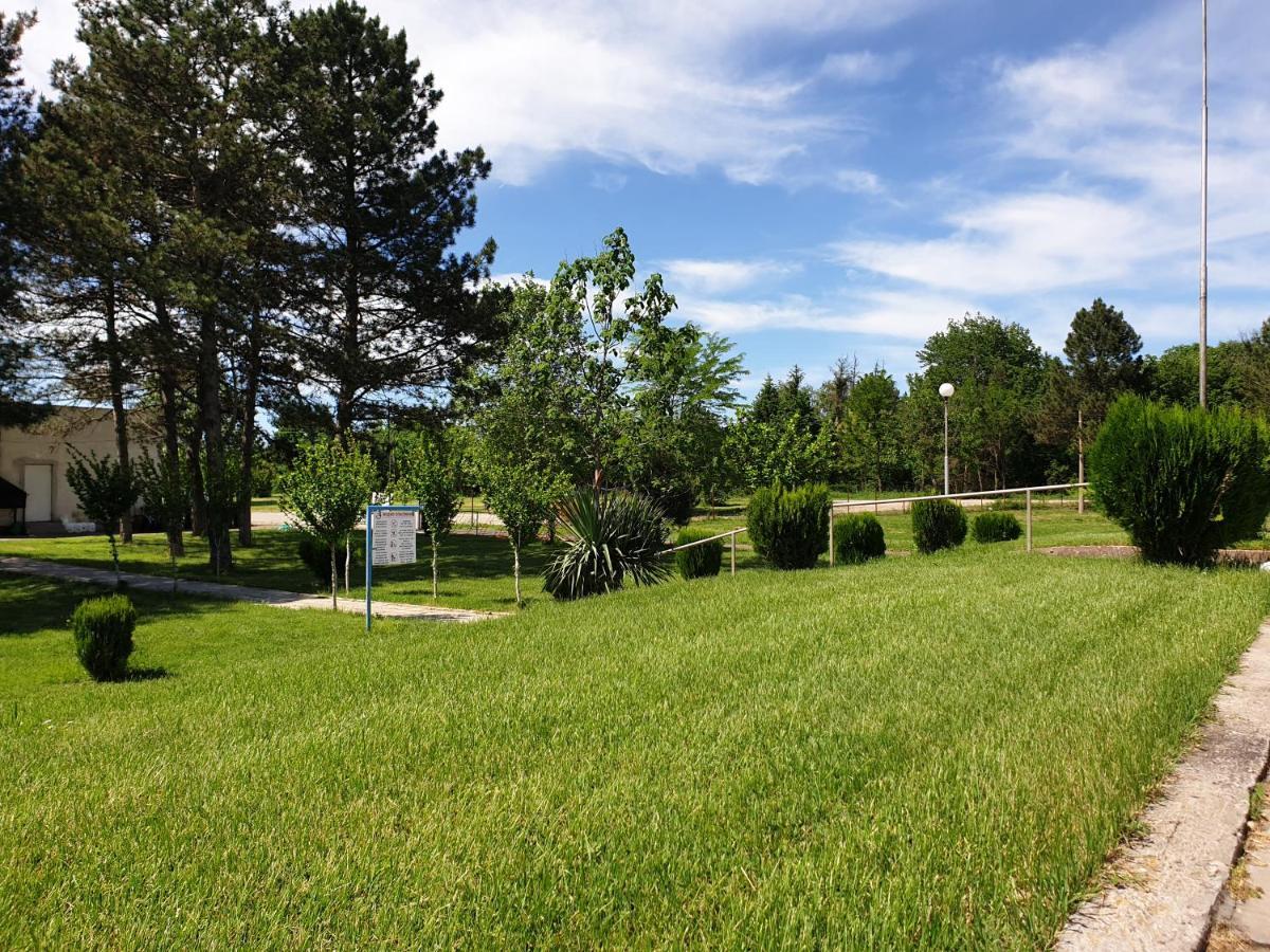 Paradise Park Polski Trumbesh ภายนอก รูปภาพ