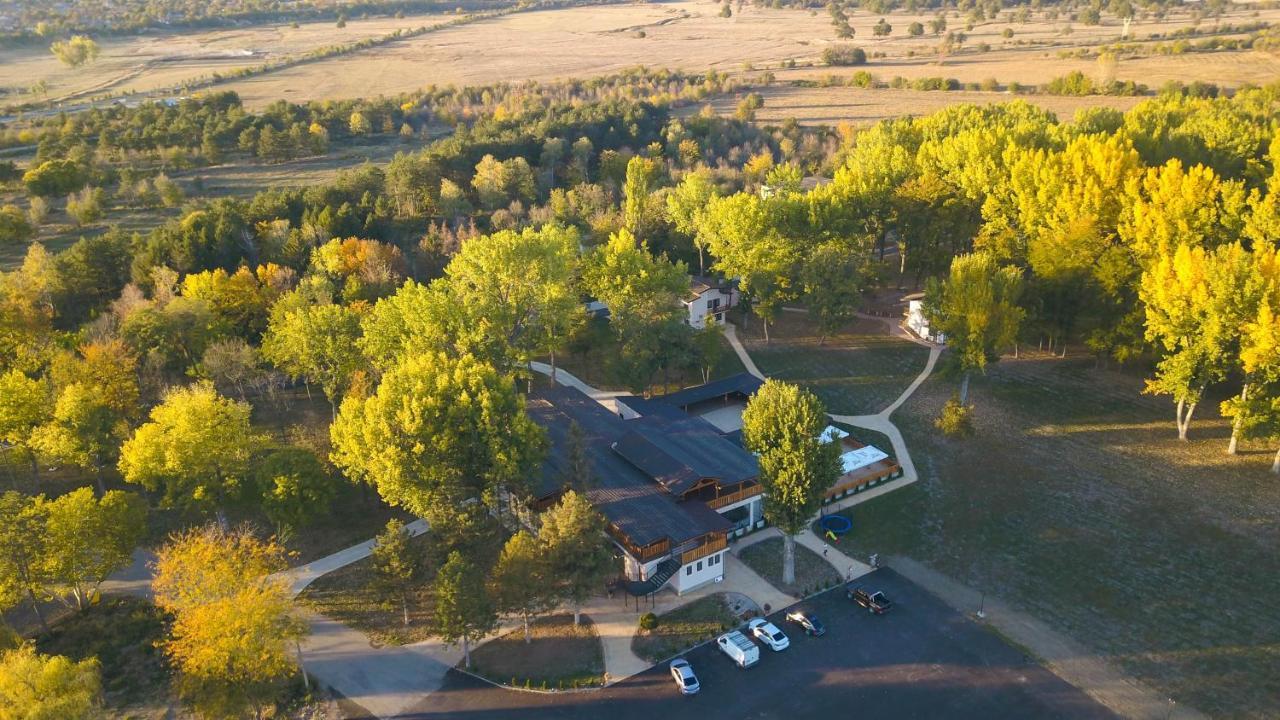Paradise Park Polski Trumbesh ภายนอก รูปภาพ