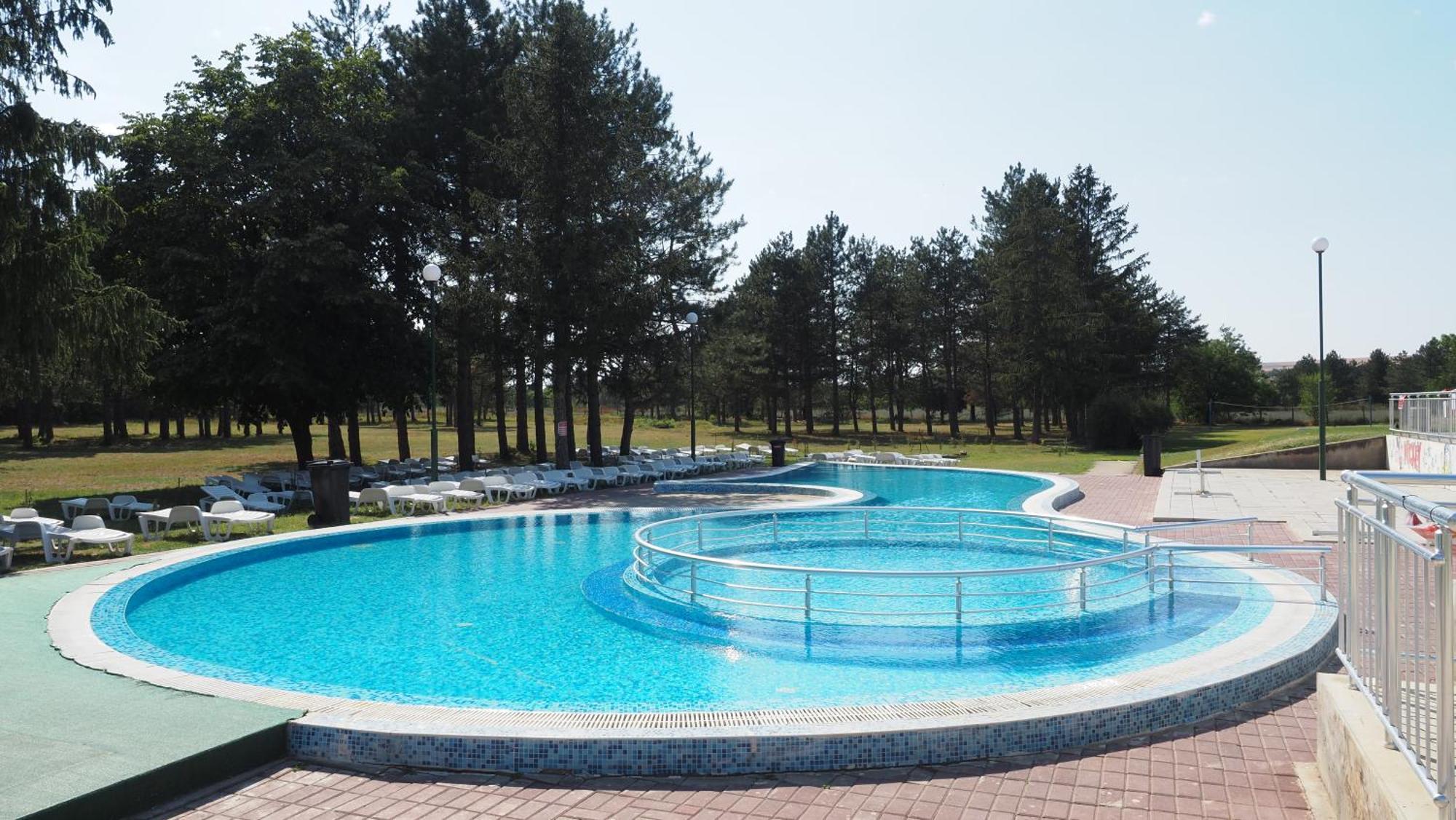 Paradise Park Polski Trumbesh ภายนอก รูปภาพ